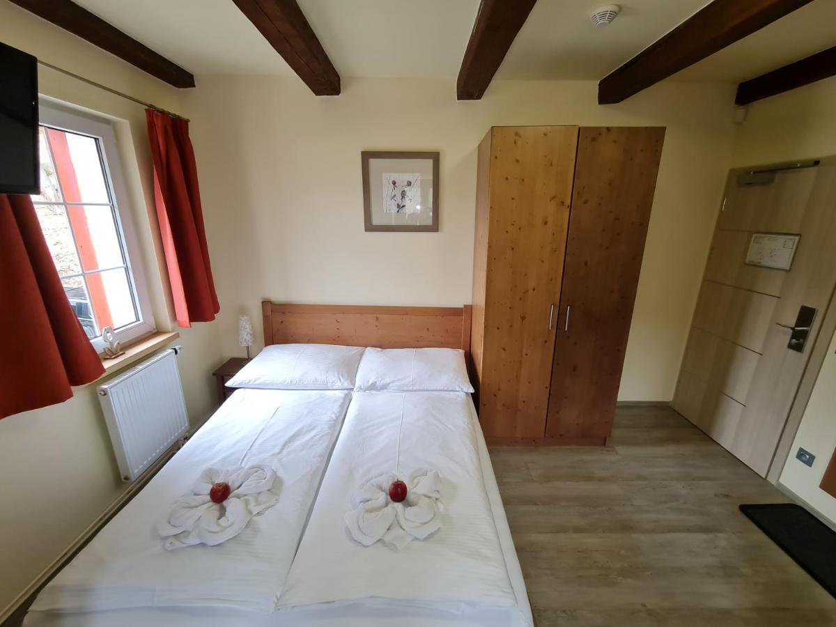 Pension Pstruzi Abertamy Buitenkant foto