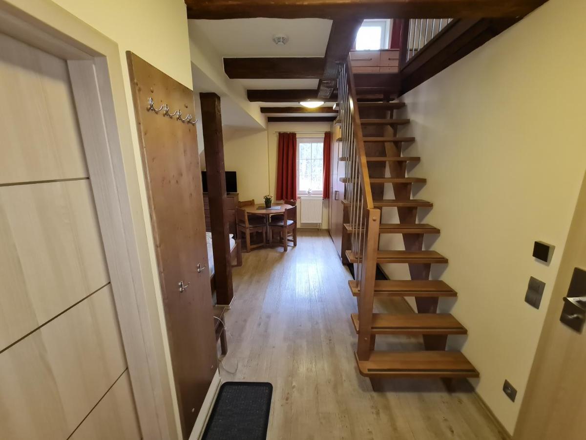 Pension Pstruzi Abertamy Buitenkant foto