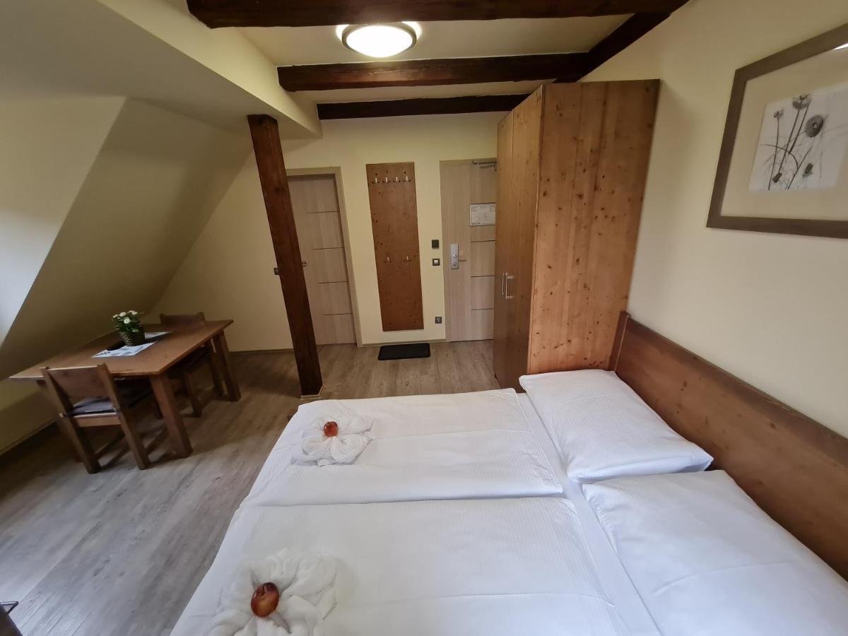 Pension Pstruzi Abertamy Buitenkant foto